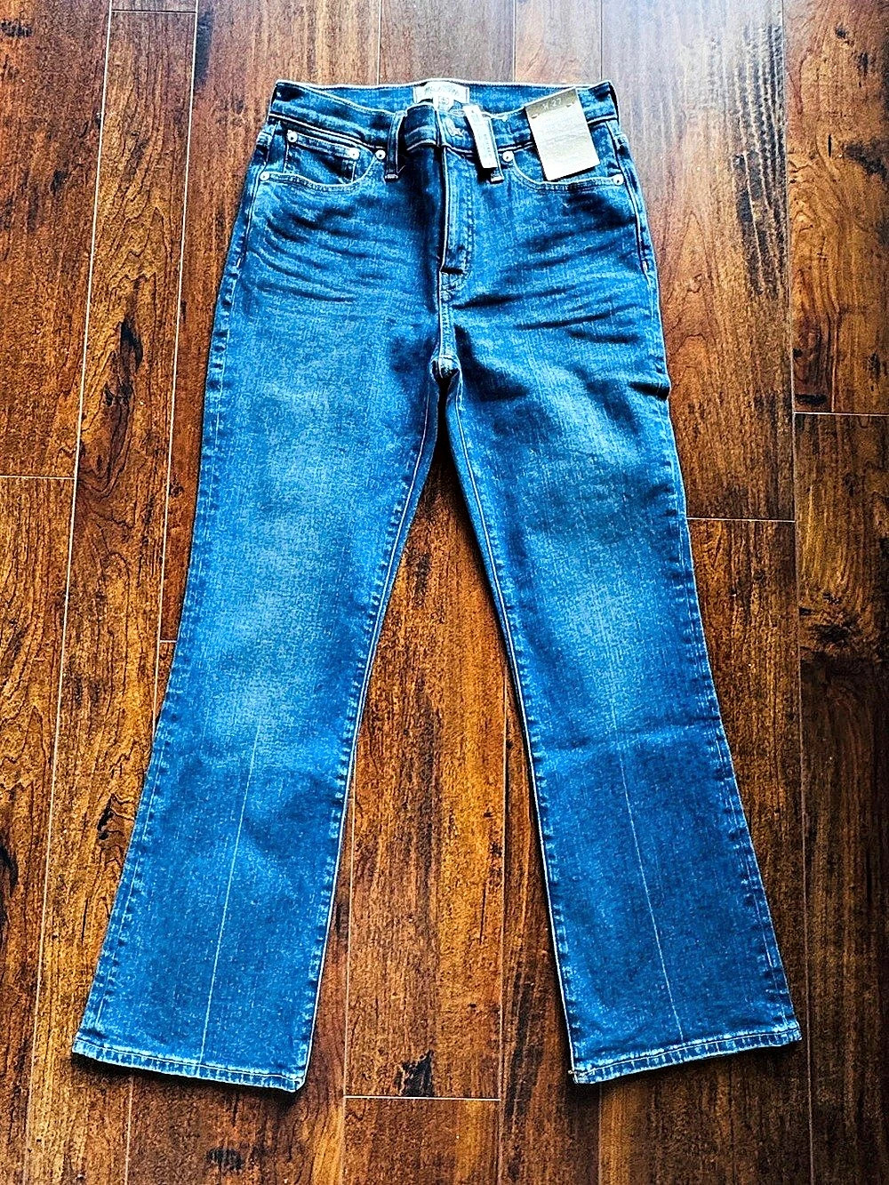 NWT Madewell Mid-Rise Kick Out Crop Jean Blue Waist 27
